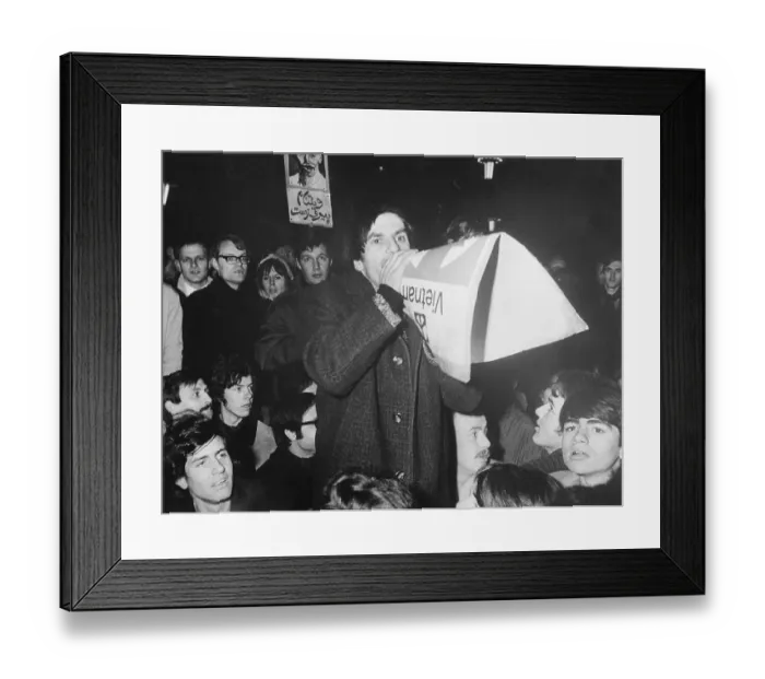 Framed Print : Rudi Dutschke Speaking During a Demonstration Framed Print : Rudi Dutschke Speaking During a Demonstration