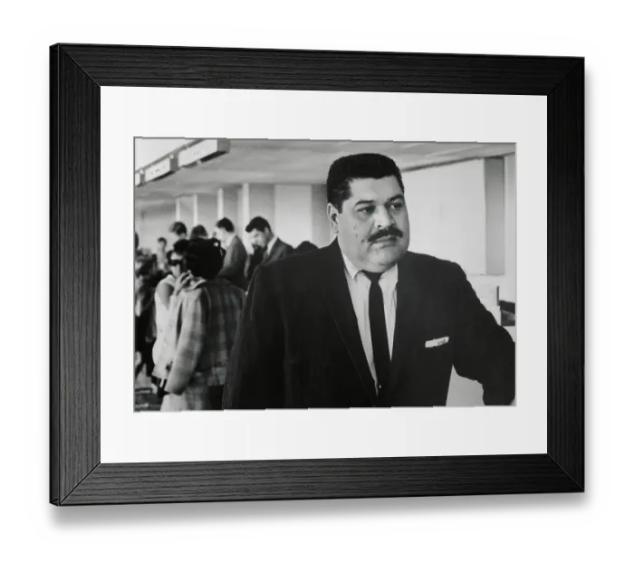 Framed Print : Witness Lawrence Howard Jr. Walking in Airport Framed Print : Witness Lawrence Howard Jr. Walking in Airport