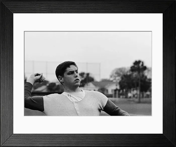 Framed Print : Tom Seaver Throwing Baseball Framed Print : Tom Seaver Throwing Baseball