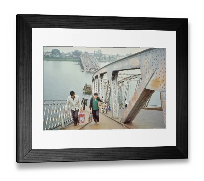 Framed Print : South Vietnamese Refugees, Hue Framed Print : South Vietnamese Refugees, Hue