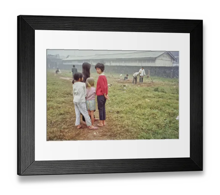 Framed Print : South Vietnamese Refugees, Hue Framed Print : South Vietnamese Refugees, Hue