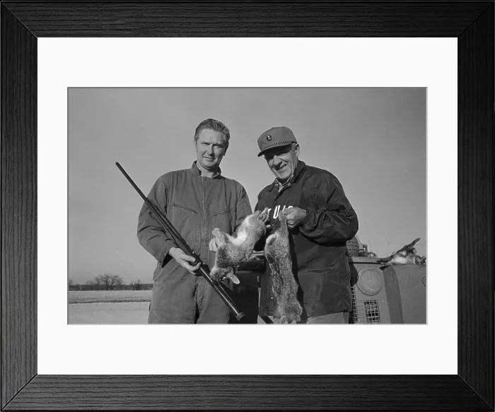 Framed Print : Medwick and Schoendienst with Rabbits Framed Print : Medwick and Schoendienst with Rabbits