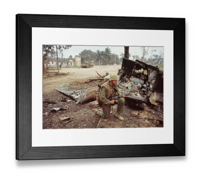 Framed Print : US Marines, Hue Framed Print : US Marines, Hue