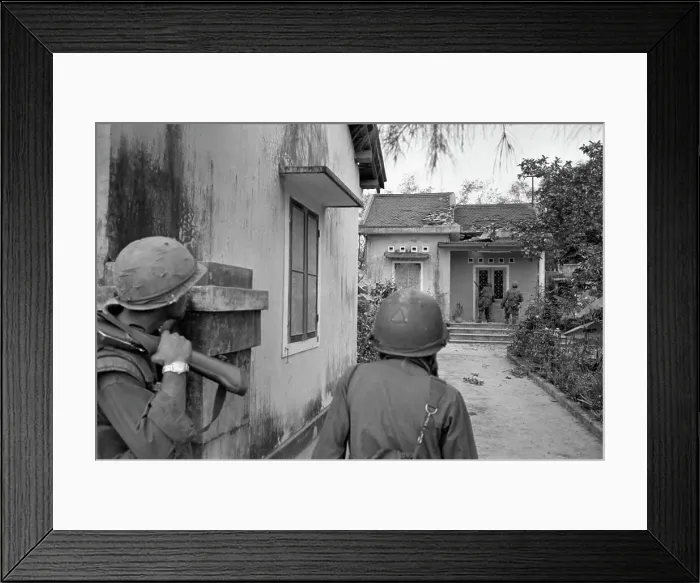 Framed Print : Hue 1968: US Troops Fight Street to Street Framed Print : Hue 1968: US Troops Fight Street to Street