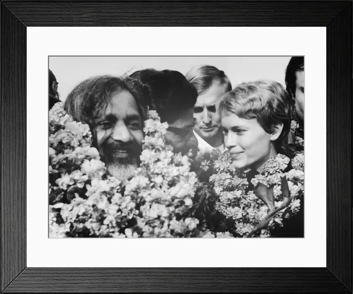 Framed Print : Religious Leader and Mia Farrow Arriving in India Framed Print : Religious Leader and Mia Farrow Arriving in India