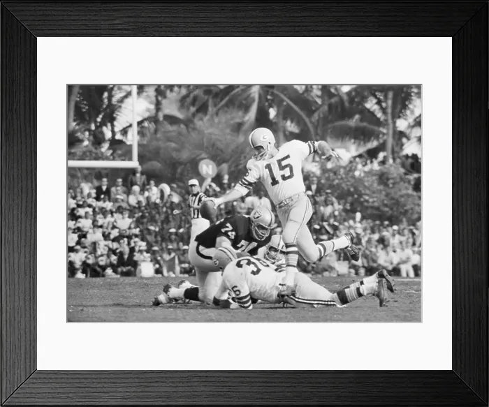 Framed Print : Bart Starr Runs With Football Framed Print : Bart Starr Runs With Football