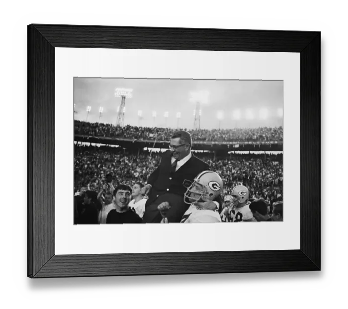 Framed Print : Victory Ride On The Shoulders Of Players Framed Print : Victory Ride On The Shoulders Of Players