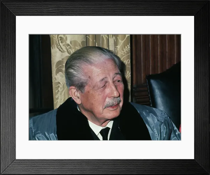 Framed Print : Harold Macmillan