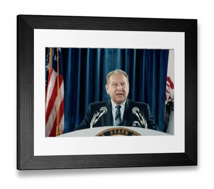 Framed Print : Sam Shapiro Framed Print : Sam Shapiro