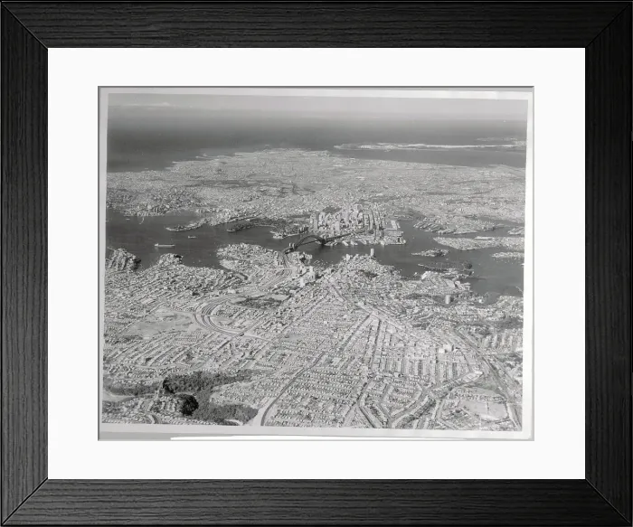 Framed Print : Sydney Harbour in Australia Framed Print : Sydney Harbour in Australia