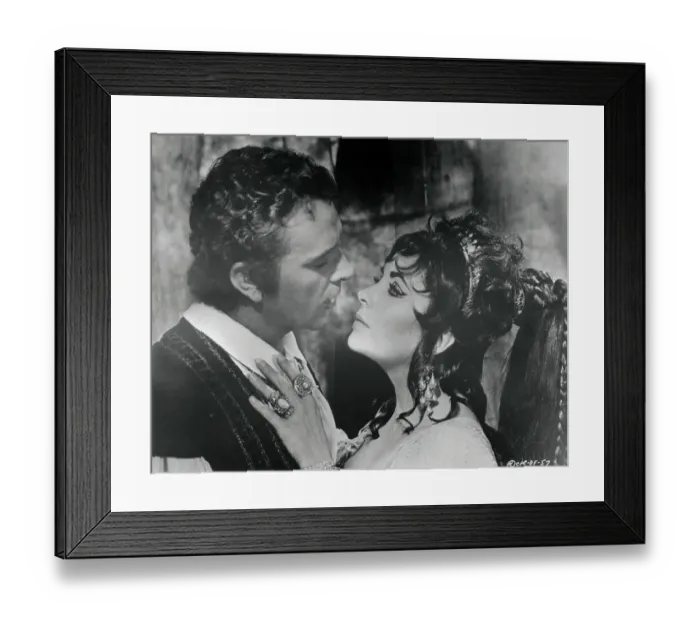 Framed Print : Publicity Photograph of Elizabeth Taylor and Richard Burton Framed Print : Publicity Photograph of Elizabeth Taylor and Richard Burton