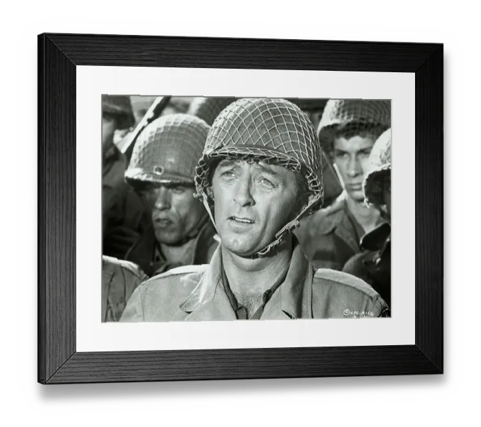Framed Print : Robert Mitchum in Anzio Framed Print : Robert Mitchum in Anzio