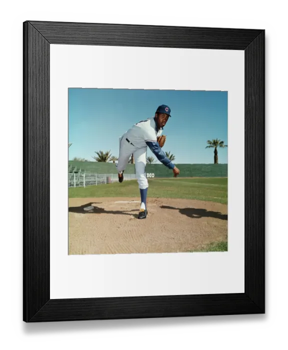 Framed Print : Ferguson Jenkins Pitching the Ball Framed Print : Ferguson Jenkins Pitching the Ball