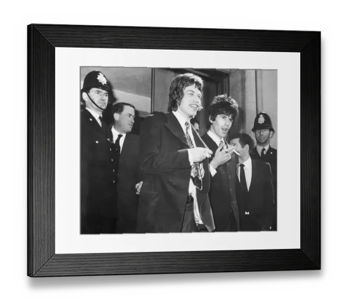 Framed Print : Mick Jagger and Keith Richards Leave Court Framed Print : Mick Jagger and Keith Richards Leave Court