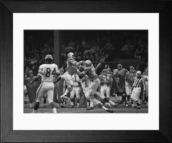 Framed Print : Lions Lem Barney Intercepting Pass Framed Print : Lions Lem Barney Intercepting Pass