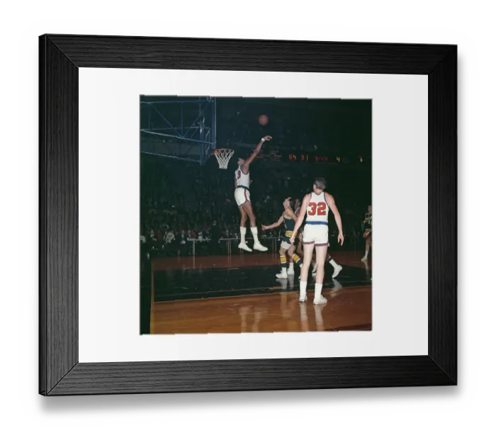 Framed Print : Philadelphia 76ers Vs Seattle SuperSonics Framed Print : Philadelphia 76ers Vs Seattle SuperSonics
