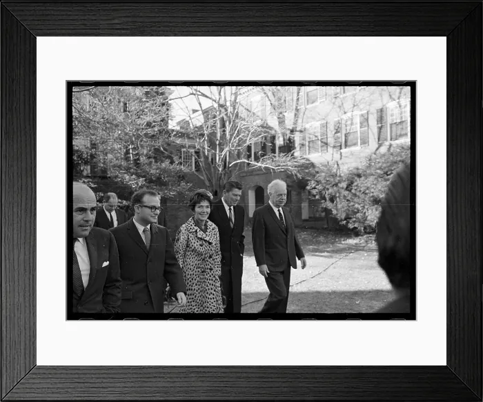 Framed Print : Ronald and Nancy Reagan at Yale University Framed Print : Ronald and Nancy Reagan at Yale University