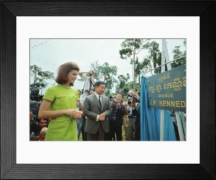 Framed Print : Jackie Kennedy and Norodom Sihanouk Unveiling Plaque Framed Print : Jackie Kennedy and Norodom Sihanouk Unveiling Plaque