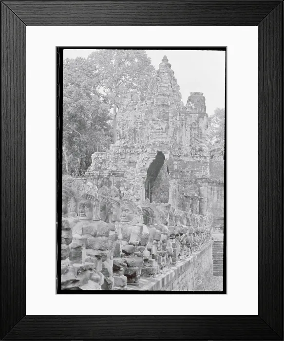 Framed Print : Architectural Soldiers Guarding South Gate