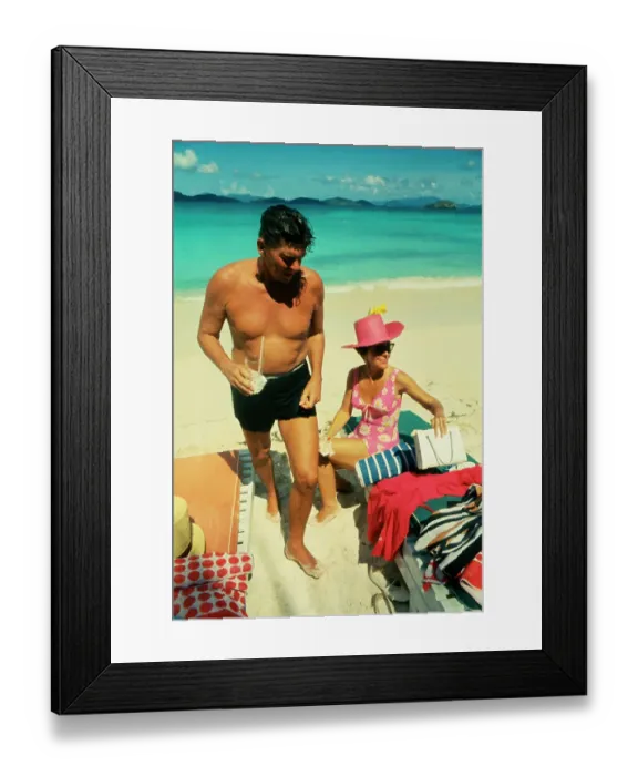 Framed Print : Portrait of Ronald and Nancy Reagan at Beach Framed Print : Portrait of Ronald and Nancy Reagan at Beach