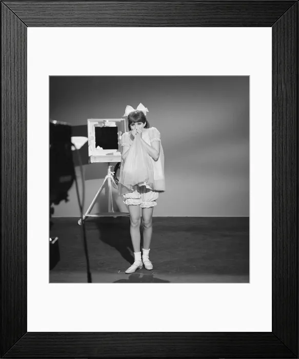 Framed Print : Barbra Streisand as Baby Snooks Framed Print : Barbra Streisand as Baby Snooks