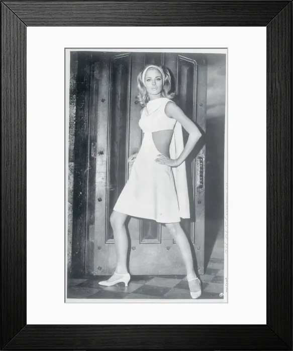 Framed Print : Portrait of Camilla Sparv Framed Print : Portrait of Camilla Sparv