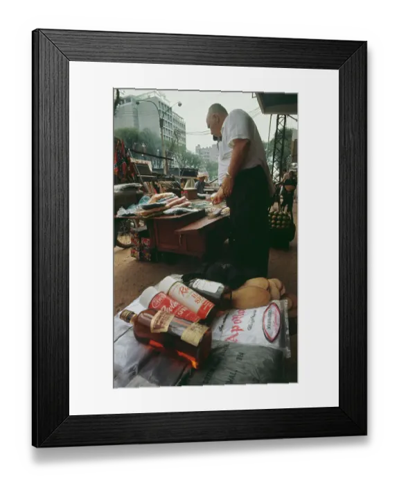 Framed Print : Market Stalls, Saison