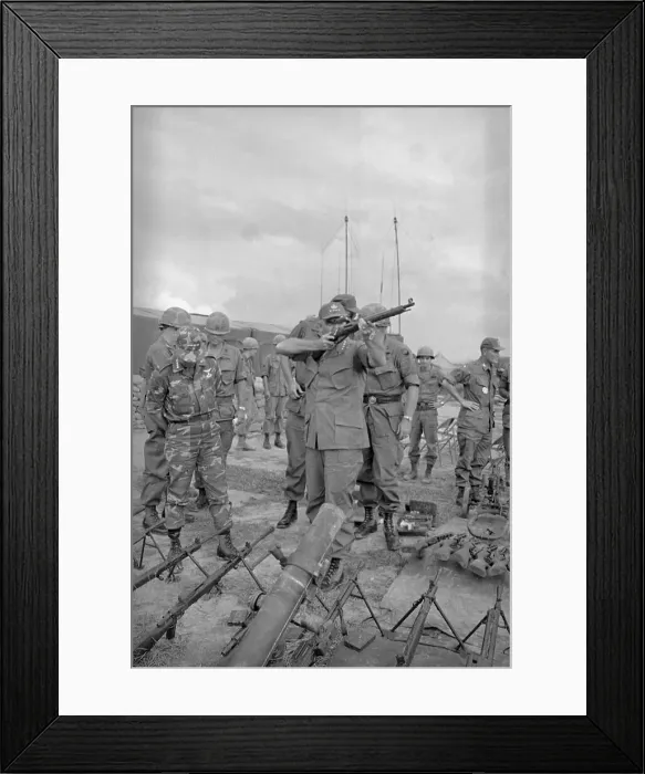 Framed Print : General Westmoreland Aiming Weapon with Soldiers Framed Print : General Westmoreland Aiming Weapon with Soldiers