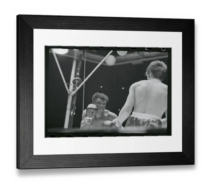 Framed Print : Emile Griffith Boxing Against Nino Benvenuti Framed Print : Emile Griffith Boxing Against Nino Benvenuti