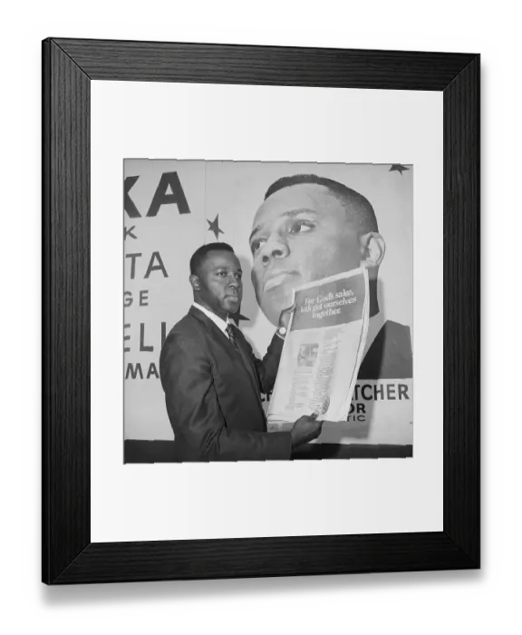 Framed Print : Mayoral Candidate Richard Hatcher Framed Print : Mayoral Candidate Richard Hatcher