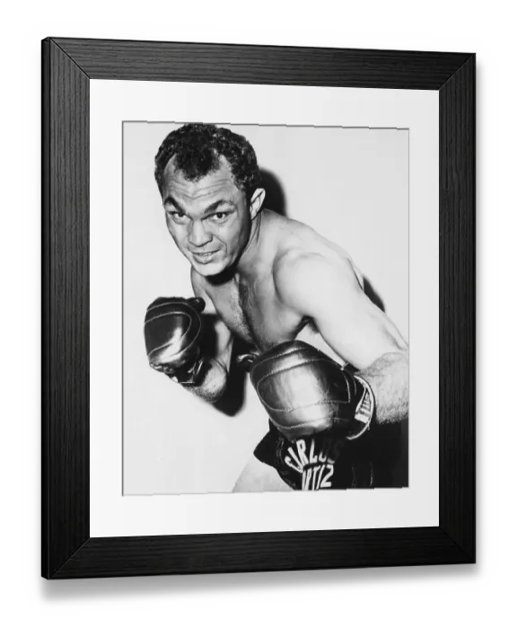 Framed Print : Carlos Ortiz In Boxing Stance Framed Print : Carlos Ortiz In Boxing Stance