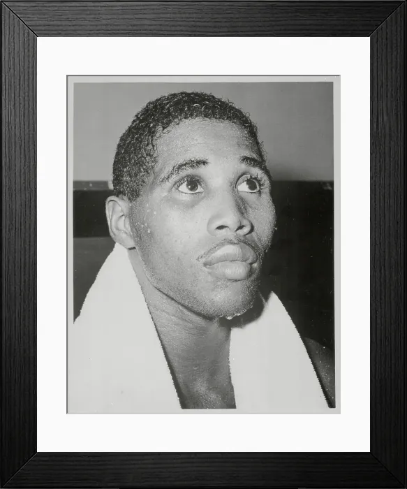 Framed Print : Portrait of Boxing Champ Ismael Luguna Framed Print : Portrait of Boxing Champ Ismael Luguna
