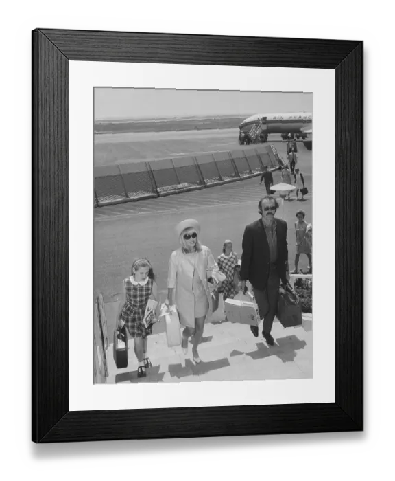 Framed Print : Sean Connery Wife And Daughter Framed Print : Sean Connery Wife And Daughter