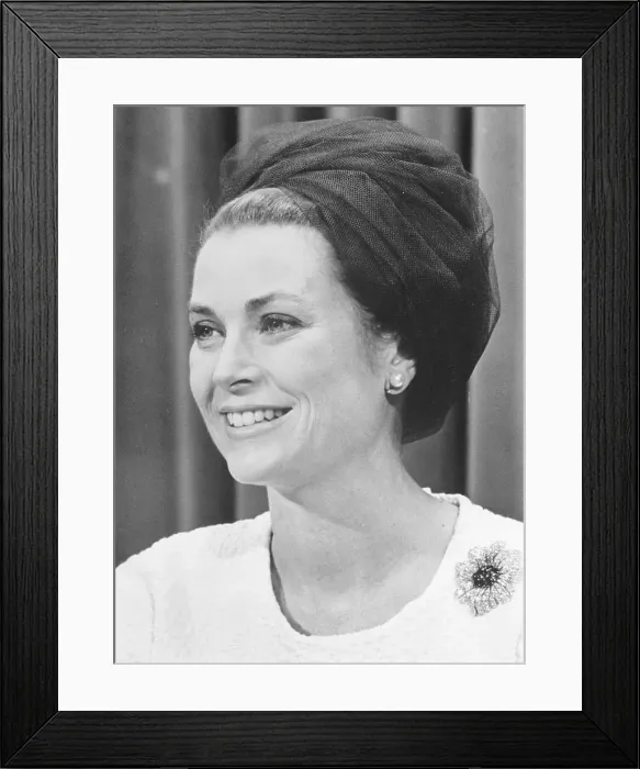 Framed Print : Grace Kelly Framed Print : Grace Kelly