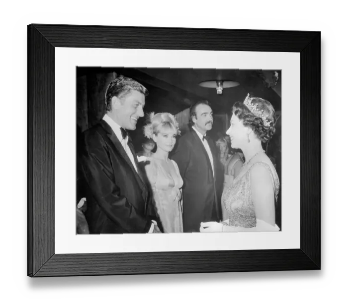 Framed Print : Queen Elizabeth II Meeting Dick Van Dyke and Sean Connery Framed Print : Queen Elizabeth II Meeting Dick Van Dyke and Sean Connery