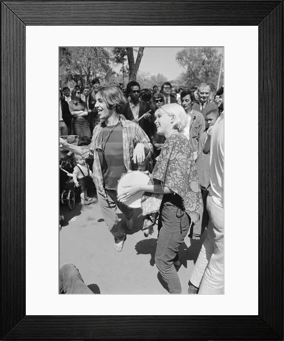 Framed Print : Hippies Celebrating in Tompkins Square Park