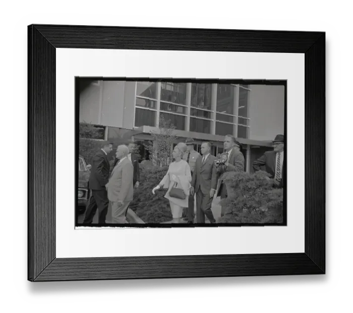 Framed Print : Jurors Walking from Richard Speck Trial Framed Print : Jurors Walking from Richard Speck Trial