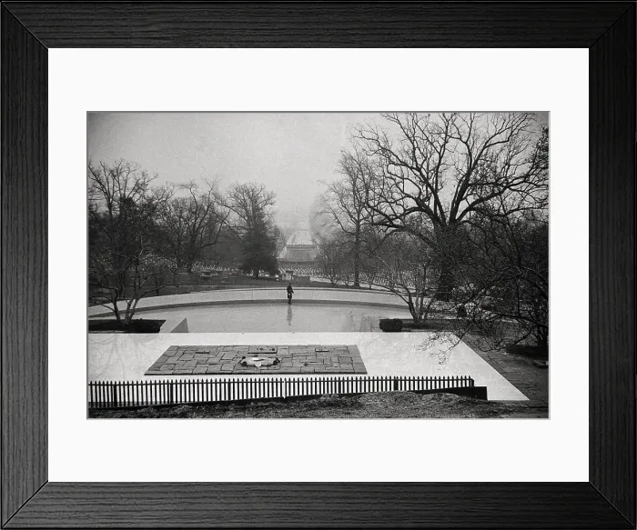 Framed Print : Burial Site of The Late John Fitzgerald Kennedy and Children Framed Print : Burial Site of The Late John Fitzgerald Kennedy and Children