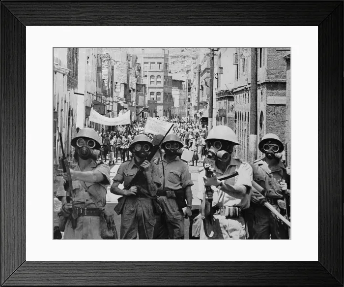 Framed Print : British Soldiers Wearing Gas Masks Framed Print : British Soldiers Wearing Gas Masks