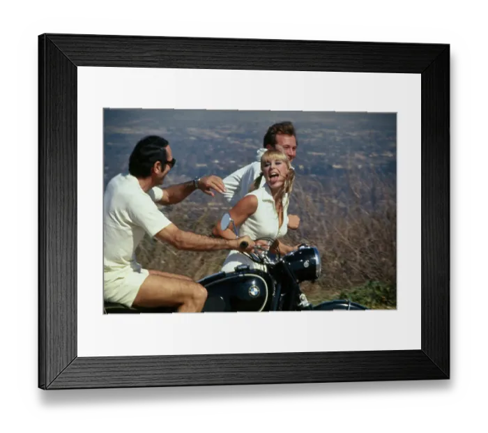 Framed Print : Elke Sommer Framed Print : Elke Sommer