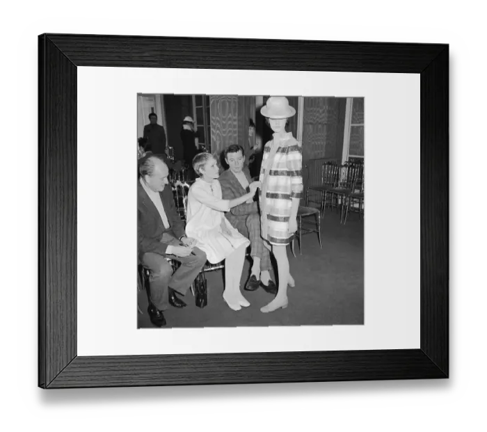 Framed Print : Mia Farrow Reaching to Touch Fashion Worn by Mannequin Framed Print : Mia Farrow Reaching to Touch Fashion Worn by Mannequin