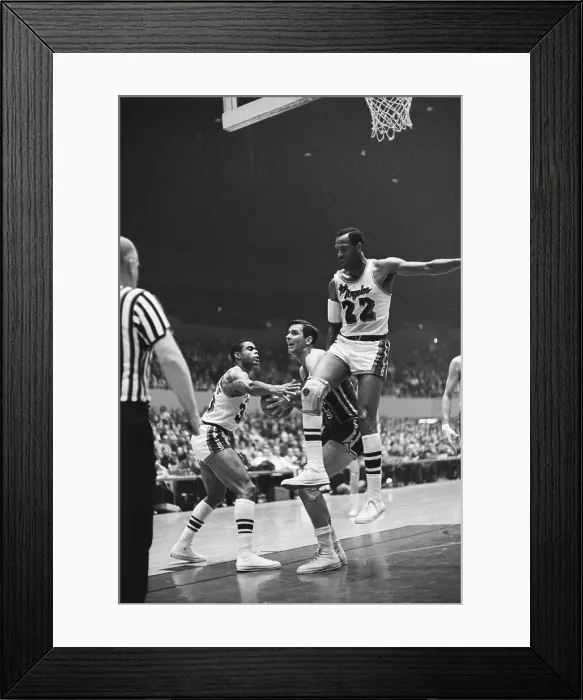 Framed Print : Los Angeles Lakers Versus Cincinnati Royals Framed Print : Los Angeles Lakers Versus Cincinnati Royals
