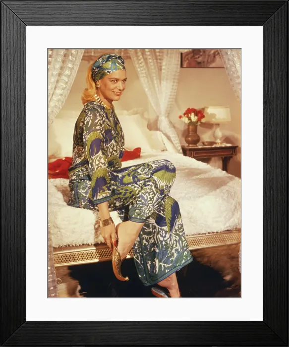 Framed Print : Portrait of Actress Melina Mercouri Framed Print : Portrait of Actress Melina Mercouri