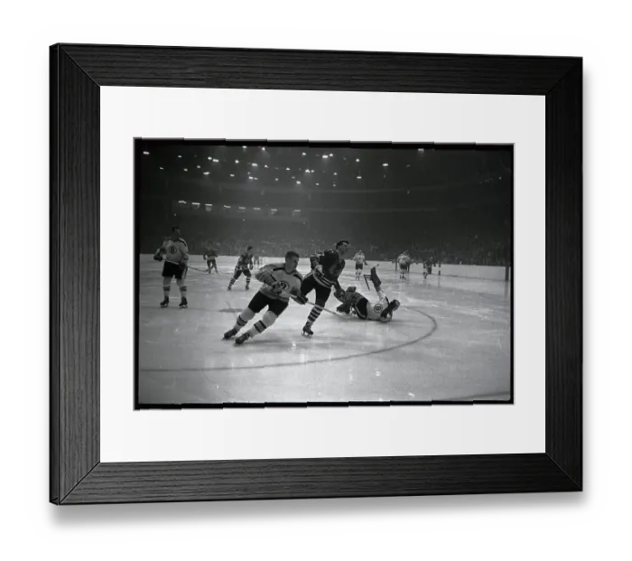 Framed Print : Bruins v. Black Hawks