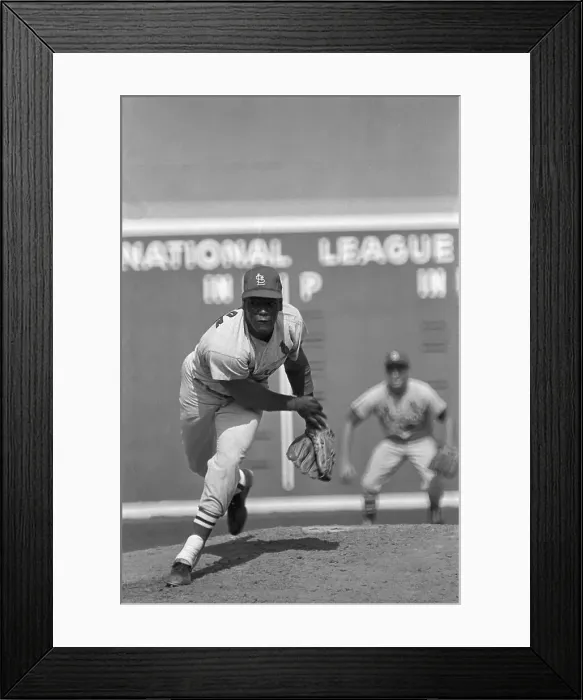 Framed Print : Bob Gibson Of St Louis Cardinals Framed Print : Bob Gibson Of St Louis Cardinals
