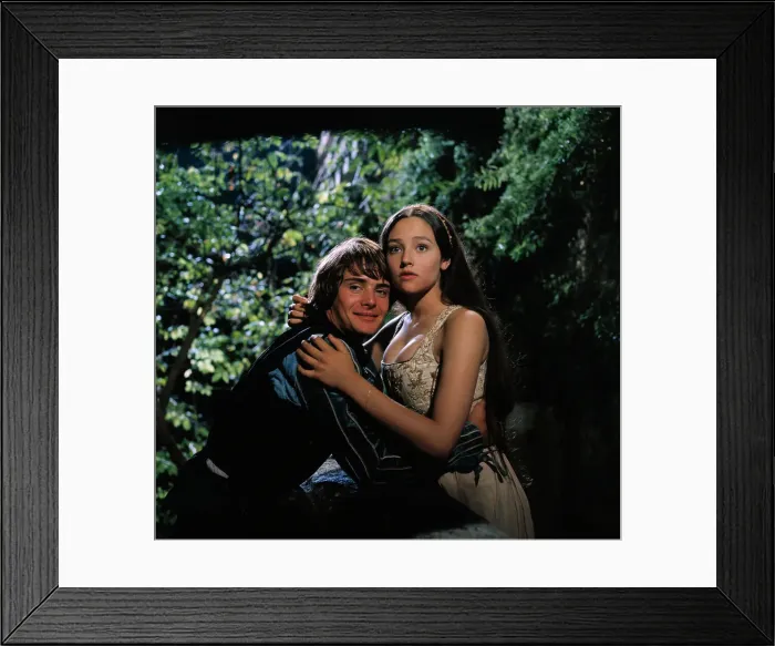 Framed Print : Olivia Hussey and Leonard Whiting Embracing Framed Print : Olivia Hussey and Leonard Whiting Embracing