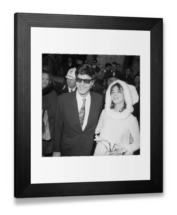 Framed Print : Paul Getty Jr. and Talitha Pol Framed Print : Paul Getty Jr. and Talitha Pol