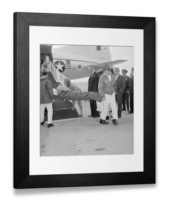 Framed Print : Injured Private Met by Mother and President Lyndon Johnson Framed Print : Injured Private Met by Mother and President Lyndon Johnson