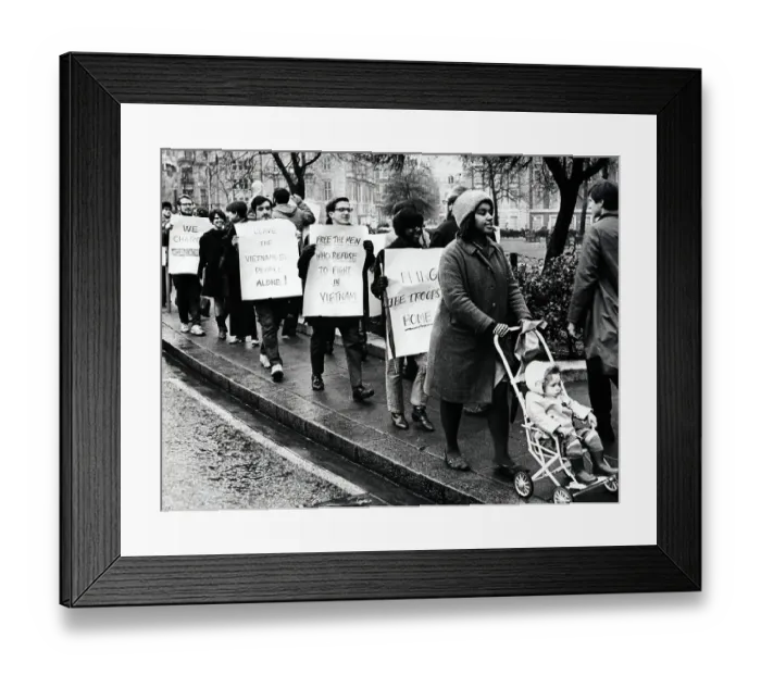 Framed Print : Vietnam War Protesters In London Framed Print : Vietnam War Protesters In London