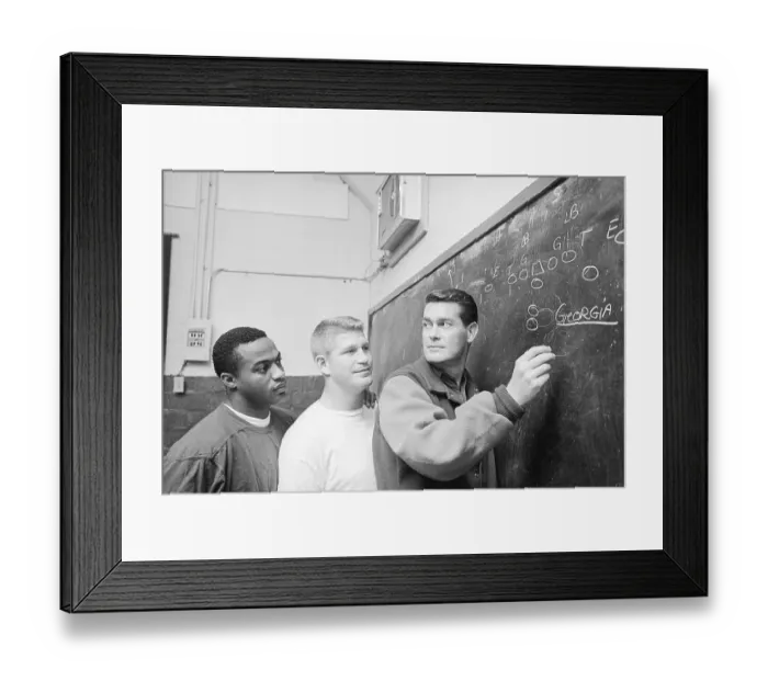Framed Print : Hayden Fry and Players Framed Print : Hayden Fry and Players